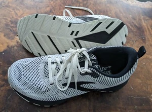Scarpe Brooks da donna Revel 5 taglia 8,5 - Foto 1 di 12