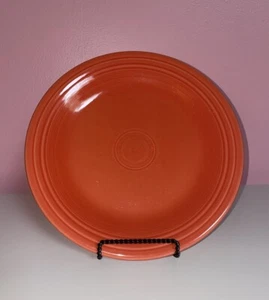 Homer Laughlin Fiestaware Persimmon/ Orange/ Coral Dinner 10.5" Plate - Imagen 1 de 3