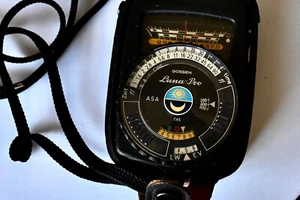 Gossen Luna Pro Ambient Analog Light Exposure Meter & Leather Case - Picture 1 of 3