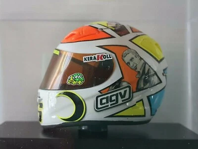 MINICHAMPS VALENTINO ROSSI MODELLINO DIECAST CASCO MOTO 1/8 YAMAHA MUGELLO 2006  - Immagine 1 di 4