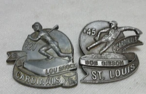 VTG LOT ST LOUIS CARDINALS STADIUM GIVEAWAY BOB GIBSON LOU BROCK LAPEL PIN  #7 - Picture 1 of 6