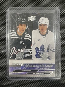 2023-24 Upper Deck Serie 1 - Lista de verificación Young Guns #250 RC - Hughes and Knies - Imagen 1 de 1