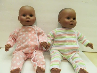 Тканевая и виниловая кукла-близнецы 16 дюймов Melissa and Doug коричневая кожа - Изображение 1 из 4