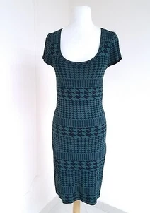  CARMEN MARC VALVO KNIT ABSTRACT Houndstooth SHIFT CHECK GREEN/BLACK DRESS SZ.S - Picture 1 of 6