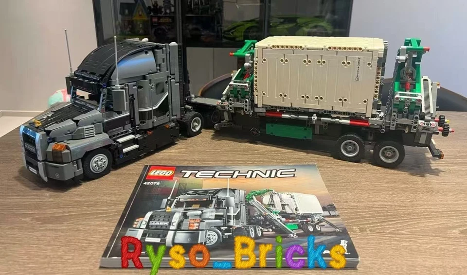 LEGO 42078: Mack Anthem – Built, Complete, No Box, With Instructions - Image 1 of 4