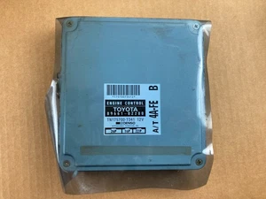 1993-1994 Corolla Prizm AT Engine Computer Control Module ECM 89661-02200 OEM - Foto 1 di 3