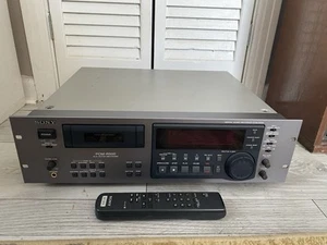 SONY PCM-R500 Digital Audio Tape DAT Player Recorder (SERVICED) - Picture 1 of 6