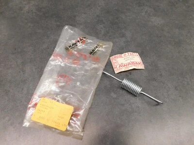 Muelle pedal freno Kawasaki NOS KZ KZ440 KZ400 KZ250 ZN1300 CSR 43005-029 2330 Foto 1 de 4