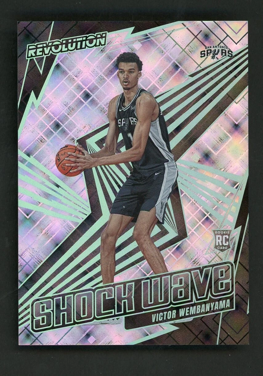 Carte Victor Wembanyama #151 – 2023-24 Topps Cosmic Chrome – Rookie RC – Quasi-neuve