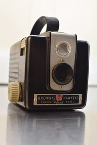 Vintage Kodak Brownie Hawkeye Flash Model Camera Untested - Picture 1 of 12