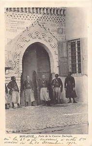 Maroc - ESSAOUIRA Mogador - Porte de la caserne Duchayla - Zouaves - Ed. Bourneu - Picture 1 of 2