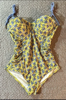 Maiô Juicy Couture peça única med andorinha pássaro acolchoado bostier tatuagem banho - Imagem 1 de 4