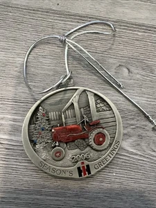 2006 Case IH International Harvester Ornament #3 in serie Farmall Cub 2,25" - Foto 1 di 2