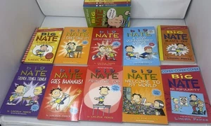 Posten von 13 Big Nate Büchern (12 Taschenbücher, 1 Hardcover) von Lincoln Pierce - Bild 1 von 12