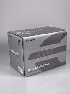 Olympus Zuiko Digital ED 70-300mm F4-5.6 for Four Thirds w/Hood - Picture 1 of 8