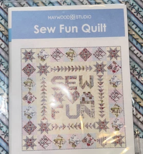 SEW FUN Quilt-Set Maywood Studio 42" x 42" zweimal messen Stoff 4,5 Yards blau - Bild 1 von 9
