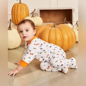 kissy kissy Halloween Happenings Zip Footie Size 6-9 months - Picture 1 of 7