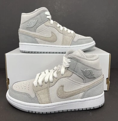 Nike W Air Jordan 1 Mid SE Particle College Gris DO7139-002 Mujer Talla 5.5 Foto 1 de 4