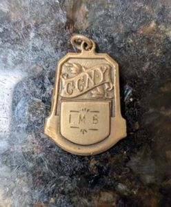 City College of New York CCNY Vintage IMB 90 Push Ups Medal - Rare - Picture 1 of 2