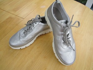 hotter silver trainers