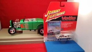 JOHNNY LIGHTNING~VETTE~1963 CORVETTE~THE HOTTEST CORVETTE MAGAZINE GET IT NOW!~ - Picture 1 of 4