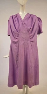 LARGE SIZE ANTIQUE 1930’S BOW PRINT PURPLE FEEDSACK COTTON DAY DRESS - Picture 1 of 6