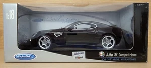 Alfa Romeo 8C Competizione (2006) scala 1/18 Welly - Foto 1 di 6