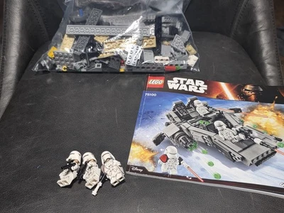 LEGO Star Wars: First Order Snowspeeder (75100) - Image 1 of 2