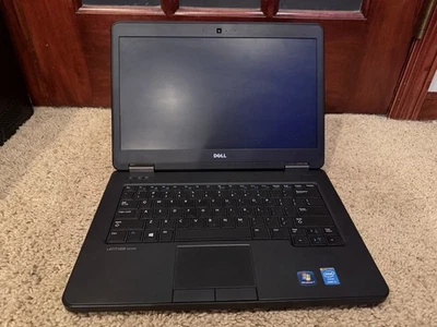 Dell Latitude E5440 - Intel Core I5 4300U 8GB RAM 240GB SSD - Sin OS/AC 14” HD+ Foto 1 de 4