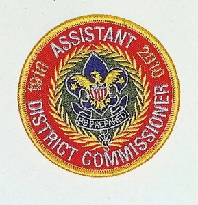 BSA Assistant District Commissioner Position Patch 2010 Red Embroidered - Picture 1 of 3