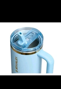 VASO DE PAJA ABATIBLE MESSI X STANLEY 1913 QUENCHER PROTOUR *Preventa* - Imagen 1 de 4