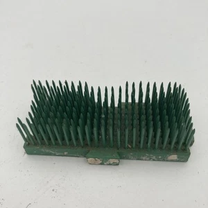 Vintage InterLocking 3” Dazey No. 91 Spike Flower Frog - Picture 1 of 5