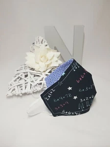 Face Mask, Size Medium, Reversible, Washable With A Wire Nose Bridge  - Picture 1 of 3