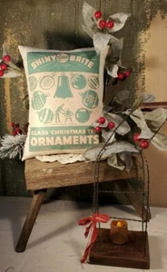 PRIMITIVE VINTAGE VICTORIAN SHABBY SANTA SHINY BRITE CHRISTMAS ORNAMENT PILLOW - Picture 1 of 7
