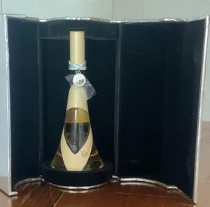 777 Nude by Rihanna Diamonds Limited Edition Eau De Parfum 3.4 Fl Oz SIGNED 2013 - Picture 1 of 3