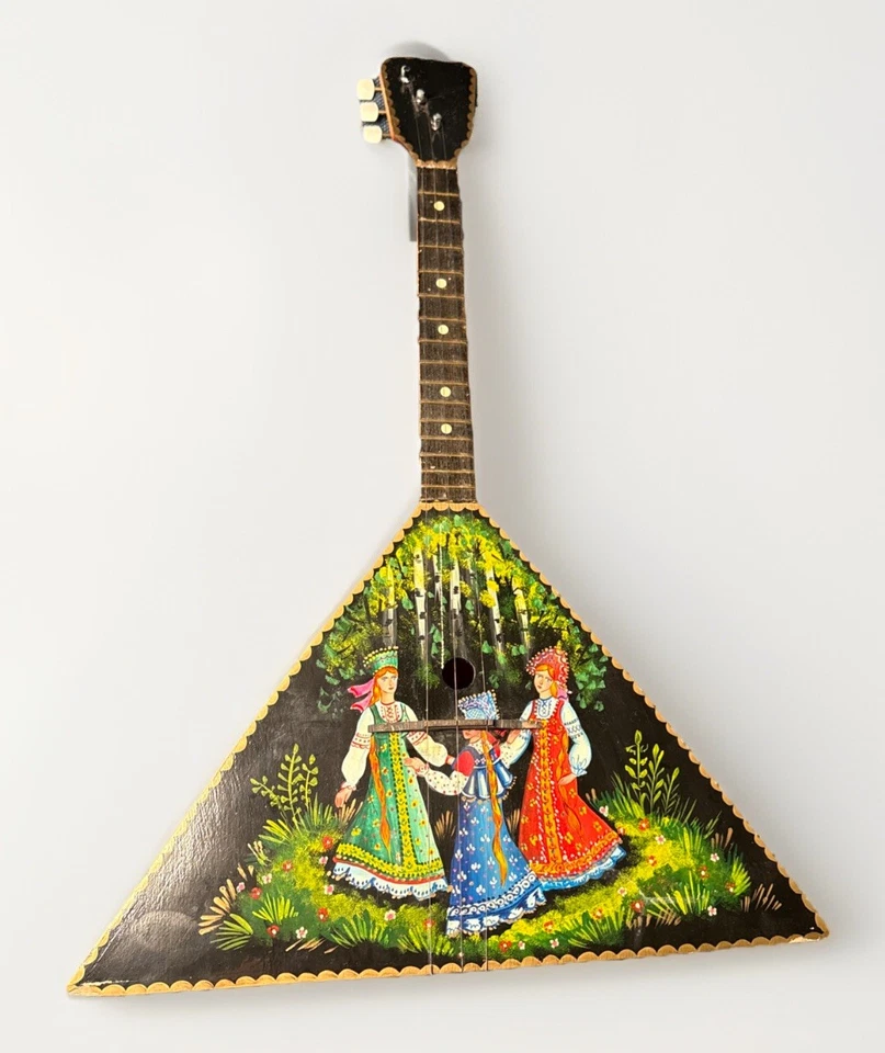 复古原版俄罗斯民谣乐器 Balalaika 3 弦手绘 — 第 1/4 张图片