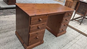 Gillerson solid wood pine long desk high knee hole 7 drawers E070725E - Picture 1 of 8