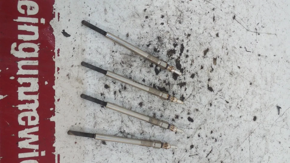 PRISE BOUGIE PRECHAUFFAGE Ford Focus 2 Wagon 2009 0100276012 - Image 1 of 1