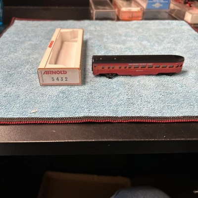 N Scale train Arnold Rapido 5432 - Image 1 of 4