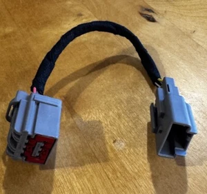 Adaptador de arnés de cableado concentrador central multimedia USB 2013-2017 Ram para CarPlay/Android - Imagen 1 de 2