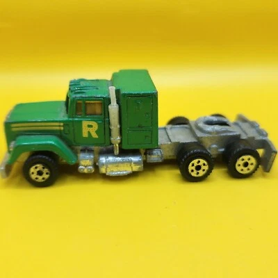 Road Champs 1982 Mack Super Liner Diecast Green #7 Truck Vintage - Image 1 of 4