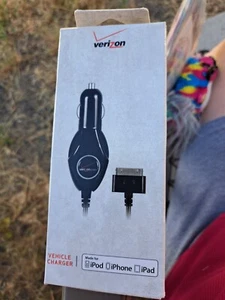 Verizon Vehicle Charger for iPod/iPhone/iPad 10 Watt Cigarette Lighter Plug - Picture 1 of 3