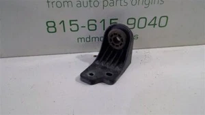 2020-2022 GMC ACADIA RADIATOR UPPER BRACKET OEM 84172434 - Picture 1 of 8