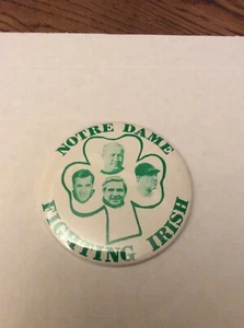 Vintage 1970’s Notre Dame Fighting Irish Knute Rockne Pinback Button - Picture 1 of 2