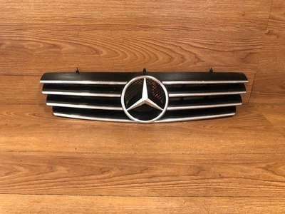 2000-2006 MERCEDES BENZ W215 CL600 CL500 CL55 ПЕРЕДНЯЯ РЕШЕТКА РАДИАТОРА КАПОТА ЛОГОТИП OEM - Изображение 1 из 4