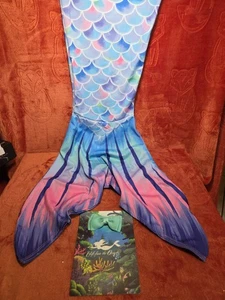 Play Tailor Meerjungfrauenschwanz für Kinder - Größe 8 mit Haargummi in süßer Glitzertasche. Neu (R) - Bild 1 von 5