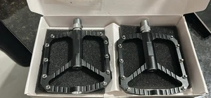 Generic MTB Pedals - Picture 1 of 1