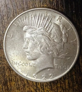 Peace Dollar BU - Picture 1 of 3