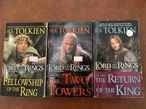 The Lord of the Rings TRILOGY (Lot of 3) by J.R.R. Tolkien Paperback Books Movie - Imagen 1 de 1
