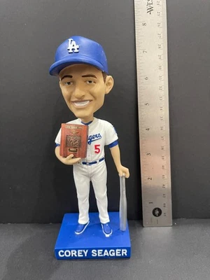 NUEVO Corey Seager Bobblehead - 2017 Los Angeles Dodgers SGA Foto 1 de 4